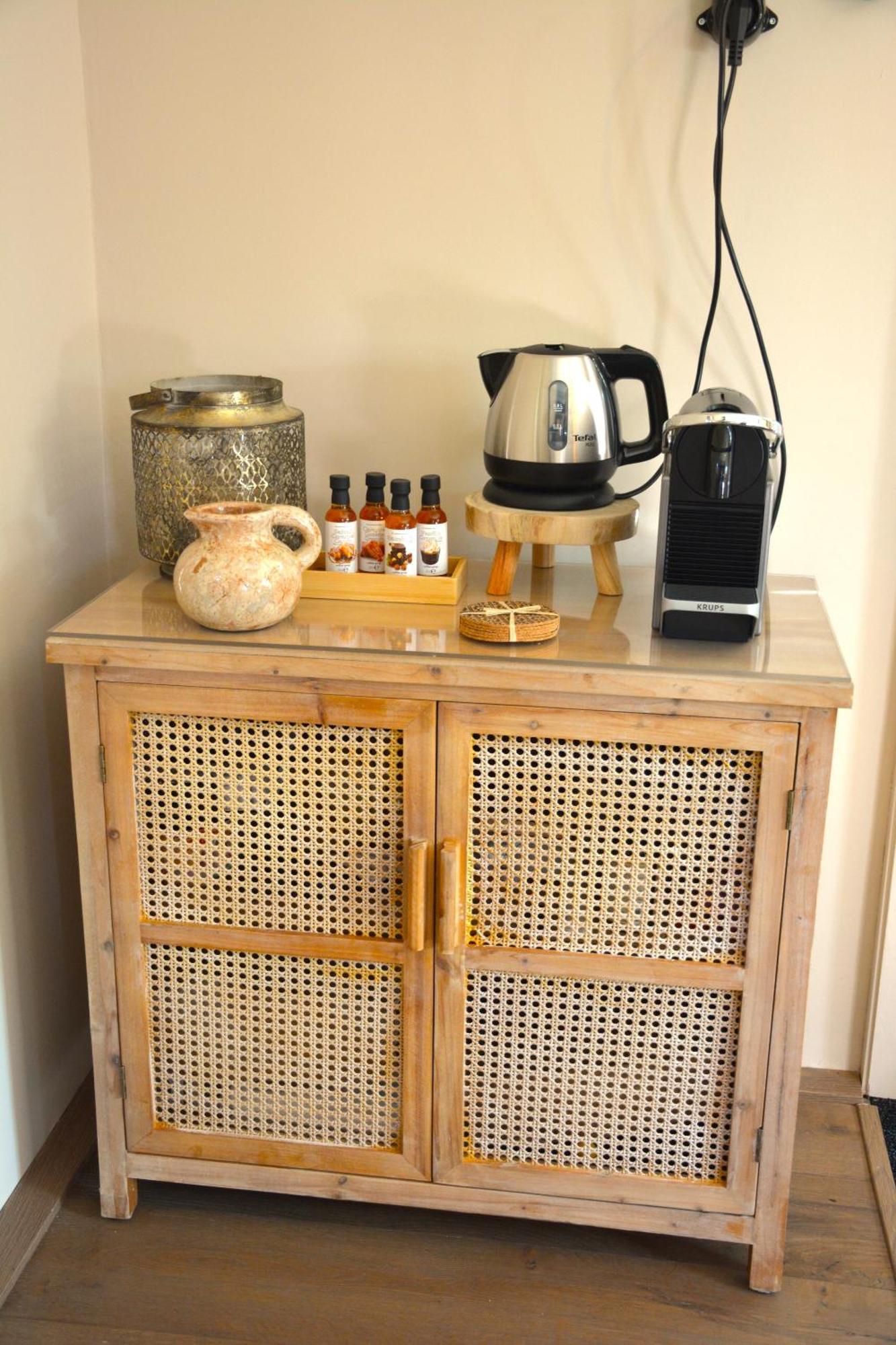 Puur Putten, Met Prive Sauna Couette-café *